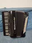 Vând Acordeon digital