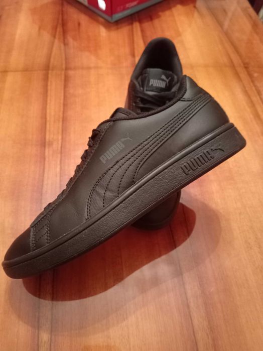 Incaltaminte unisex Puma Smash v2L
Incaltaminte unisex Puma Smash v2L