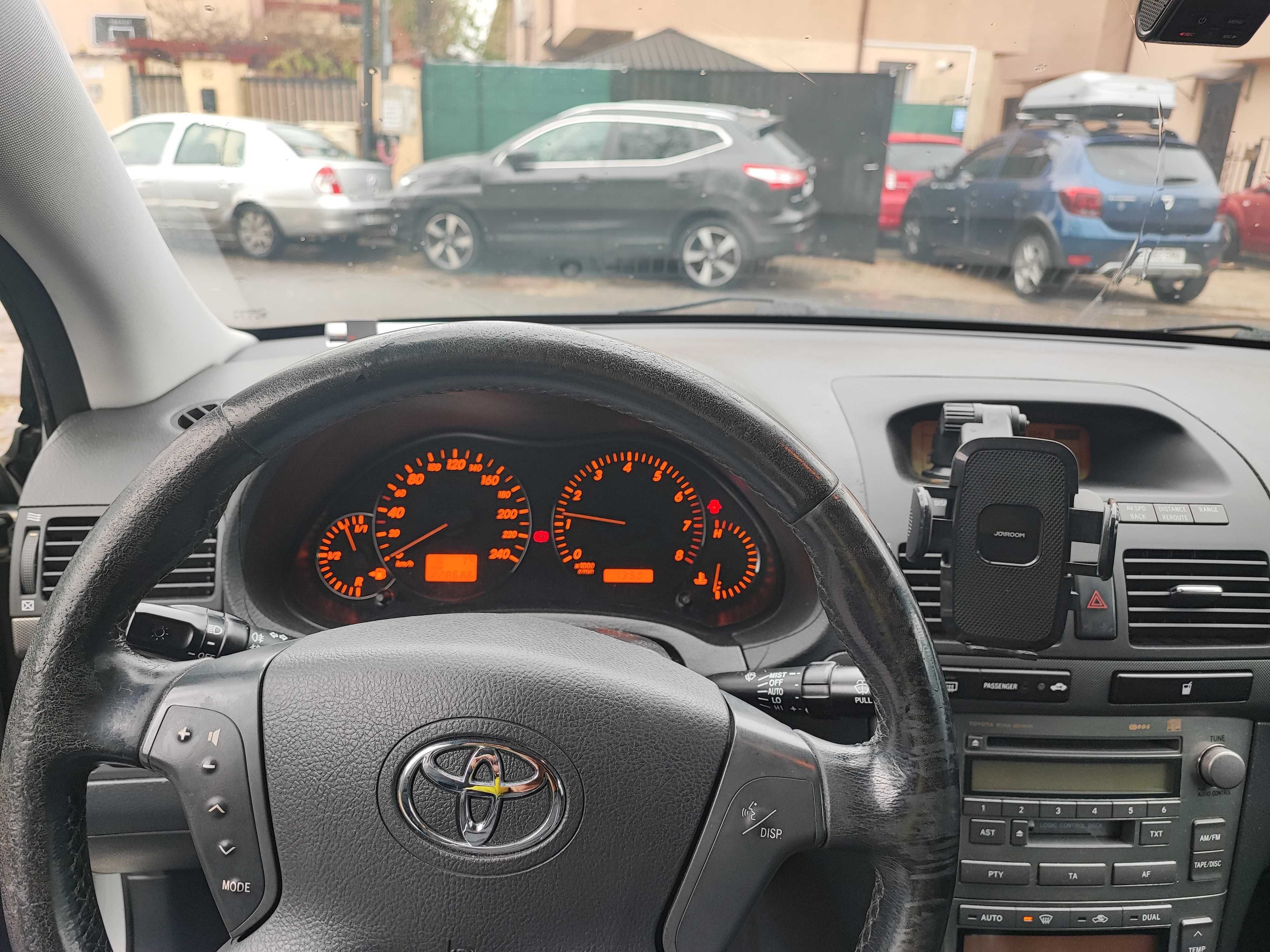 Toyota Avensis T25 1.8 VVTi