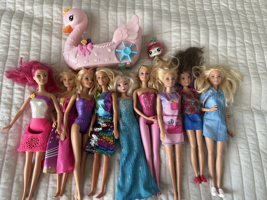 Lot papusi Barbie - stare impecabila