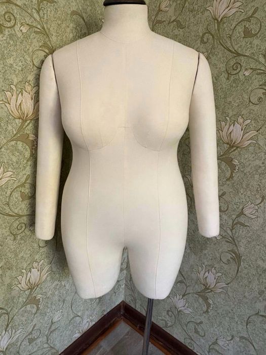 Манекен Pluse size (56-58)