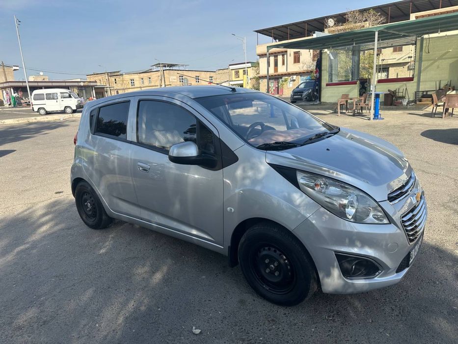 Спарк катта мотор , юргани халол краскаси тоза