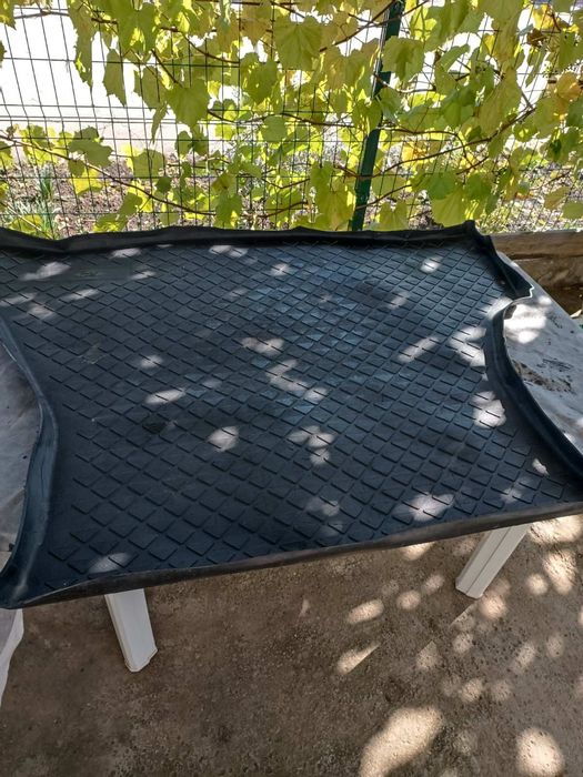 Стелка за багажник Форд Мондео