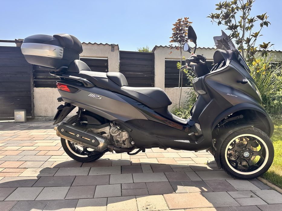 Piaggio 3 roti, piagio mp3, scuter 3 roti, scuter piaggio, piaggio 500