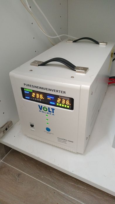 Ups cu stabilizator tensiune