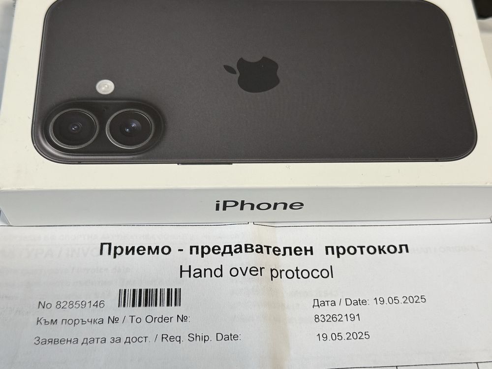 *** ЗАПЕЧАТАН 128GB iPhone 16 Vivacom Гаранция 2027 г. Black