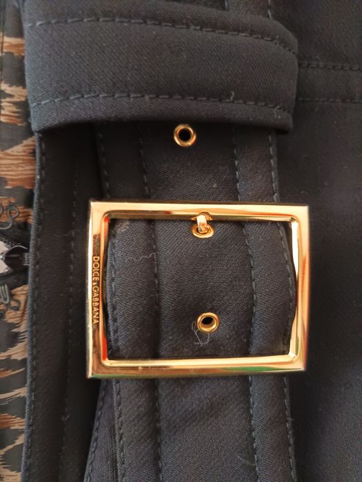 Vând fusta Dolce Gabbana