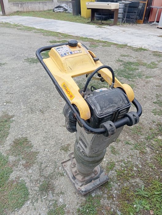 Vând placă vibranta