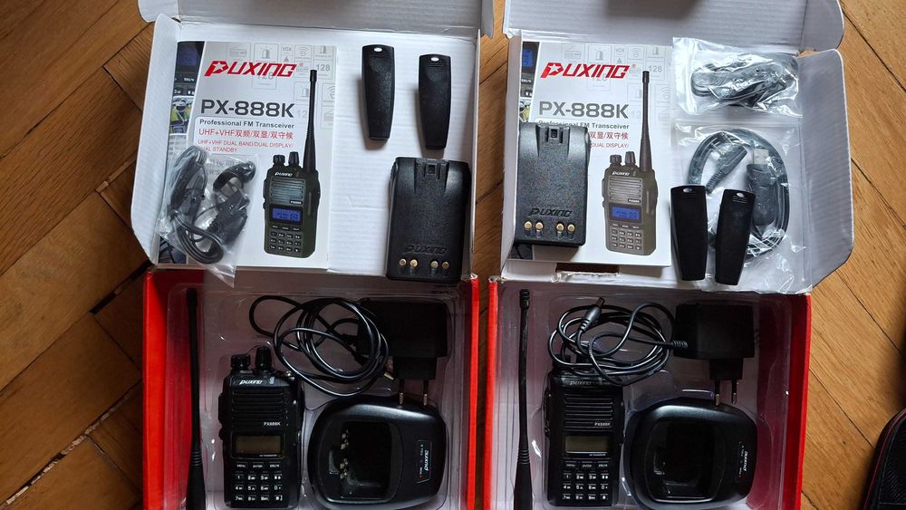 2 walkie-talkie Puxing PX-888K si o antena auto- perfect functionale