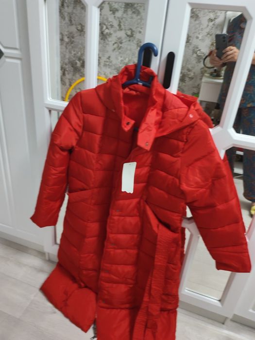 Продаётся пуховик новый