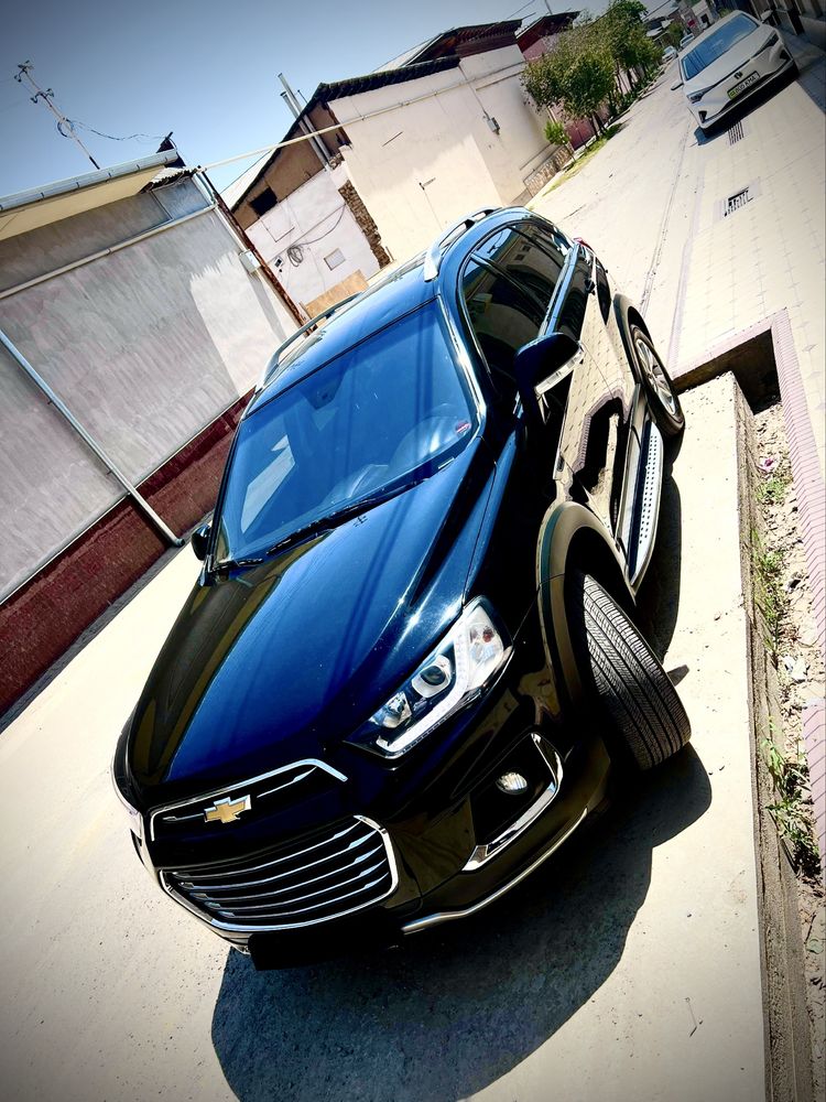 Captiva 2017 yil Qora rang 2.4