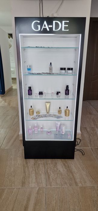 Vitrina salon beauty