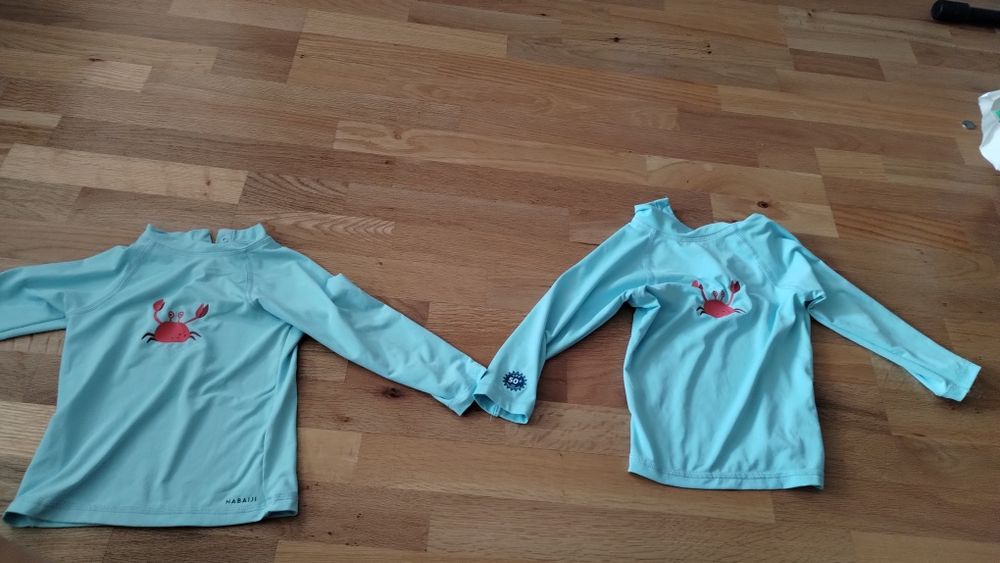 2 Bluze / tricouri de plaja cu protectie uv copii