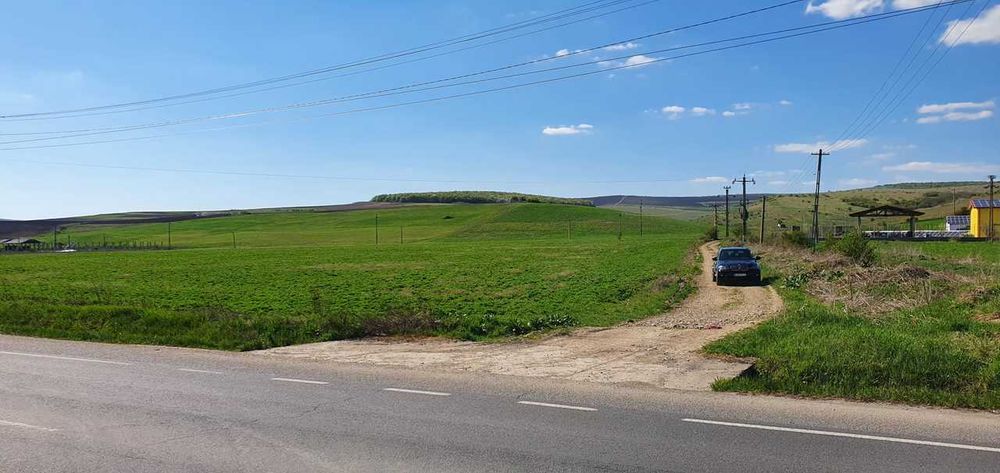 Vand teren intravilan, cu autorizatie de construire