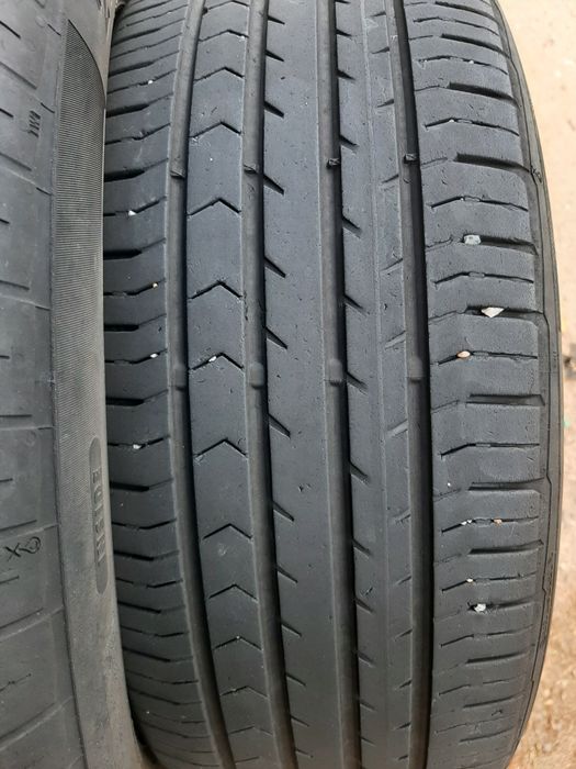 Продам шины 215/55/17 континенталь