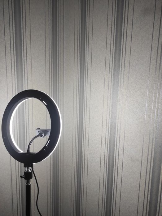 Продам Кольцевую Лампу Для Съёмок