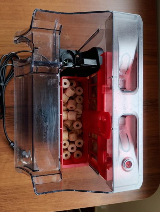 Fluval C4 с остатъчна гаранция от 2 години