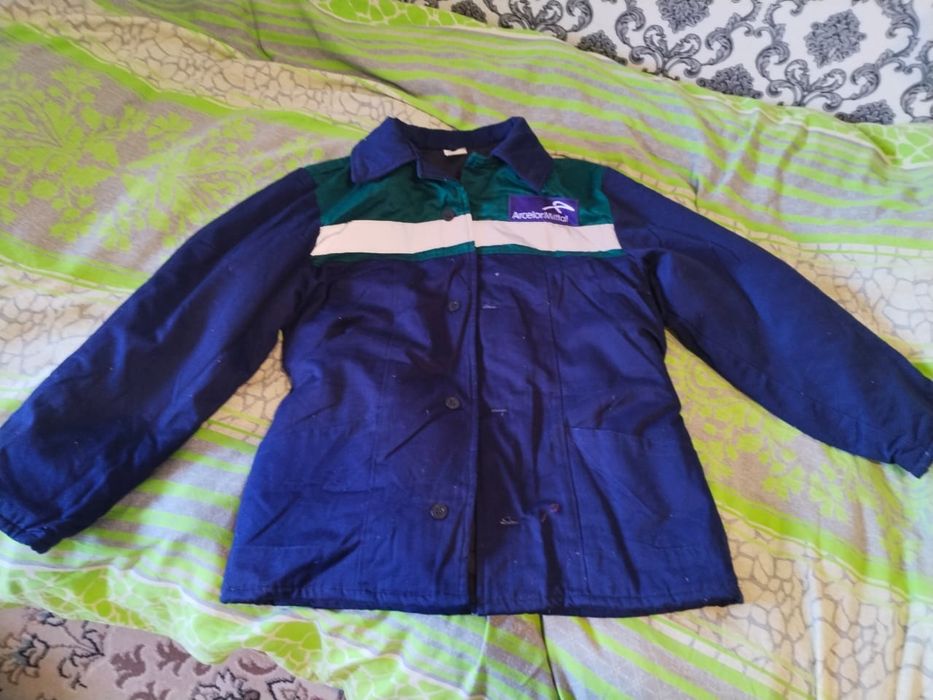 Продаю зимние рабочие спецодежда.