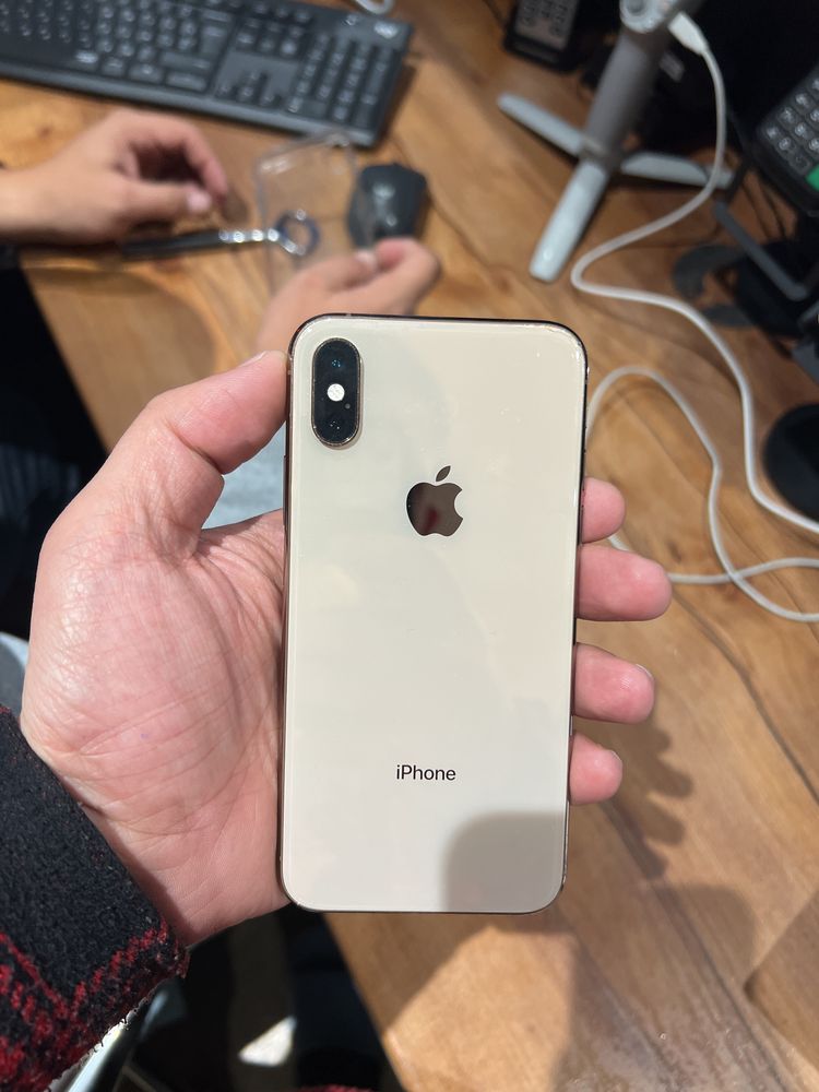 Продам Iphone XS 256 Gb