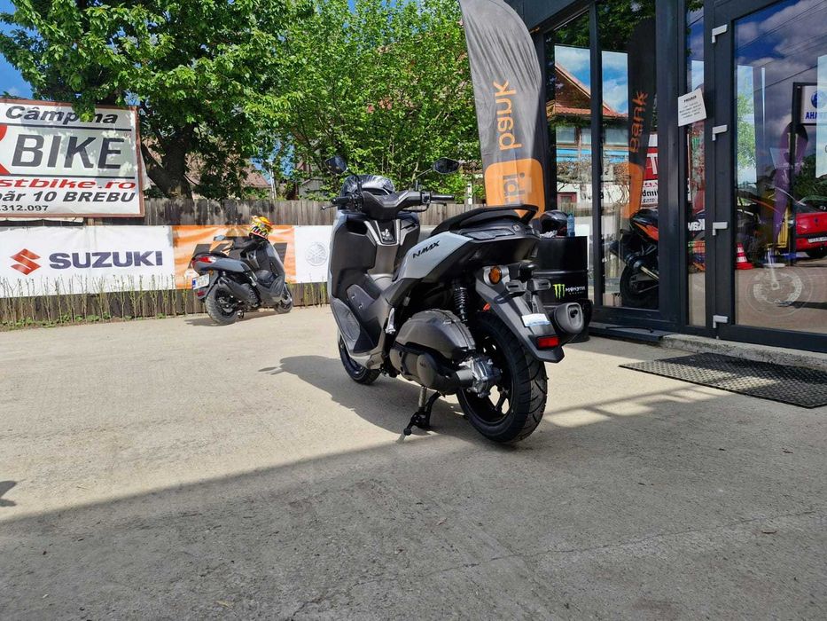 Yamaha NMax 125 Tech Max 2025-se conduce cu B-stoc EST BIKE Campina