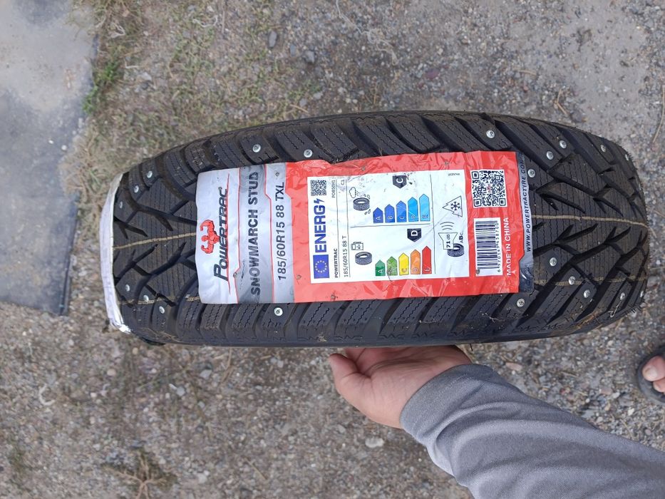 Продам резину новая 15 55 за 65000