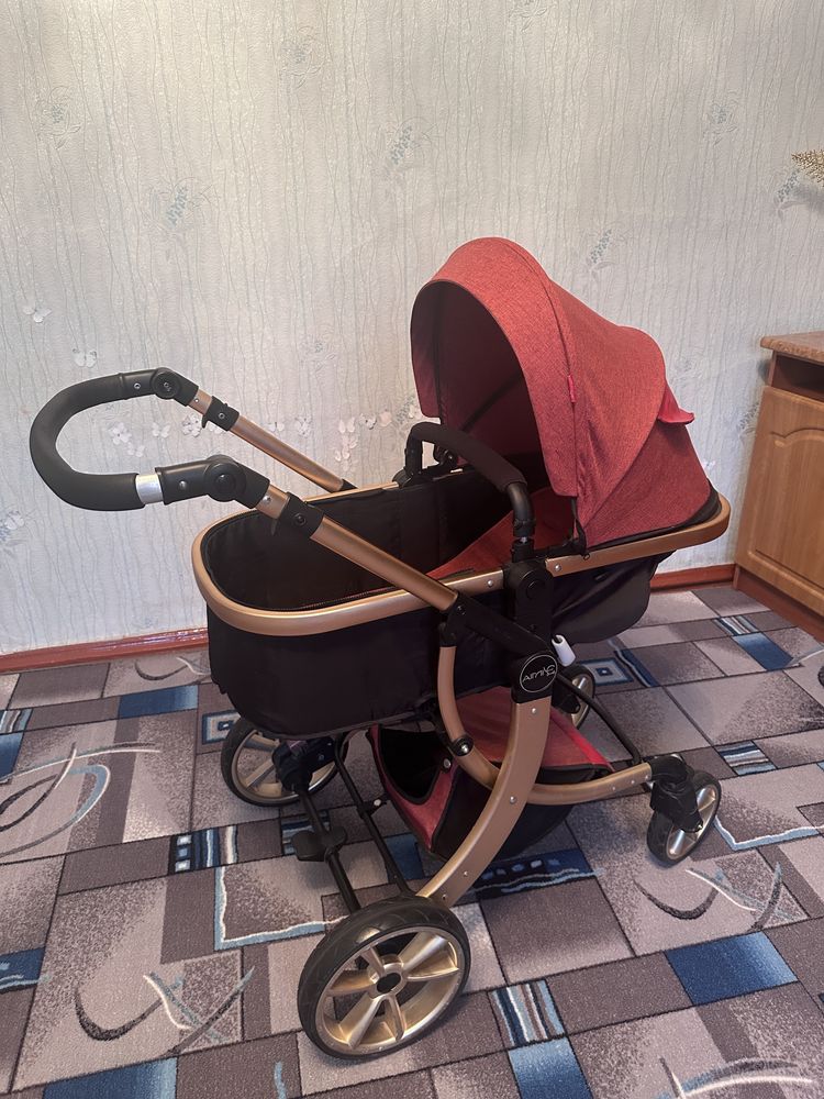 Продается детская коляска