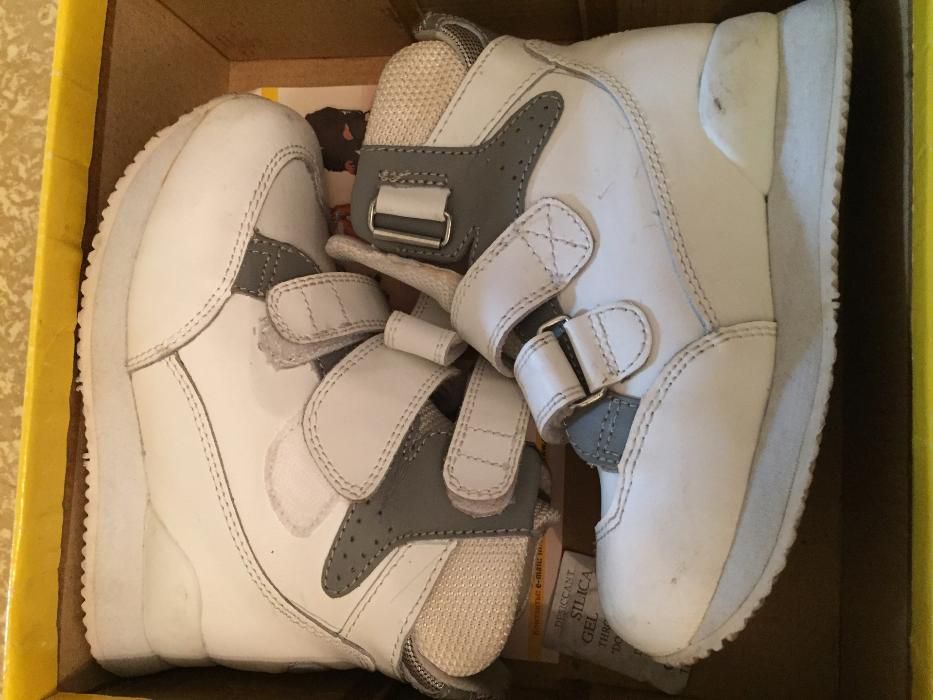 Ботинки Ortek новая