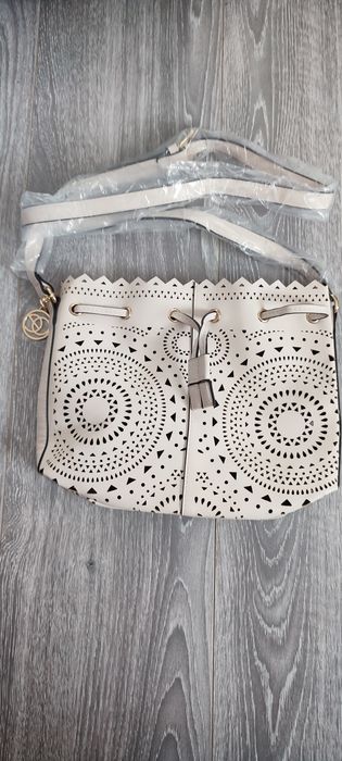 Geanta nouă tip rucsac