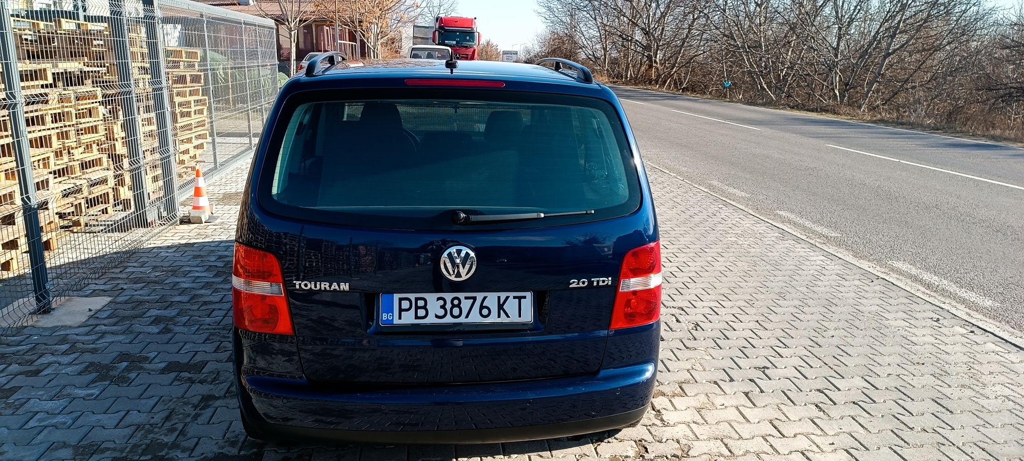VW Touran 2.0TDI DSG Xenon 7+1