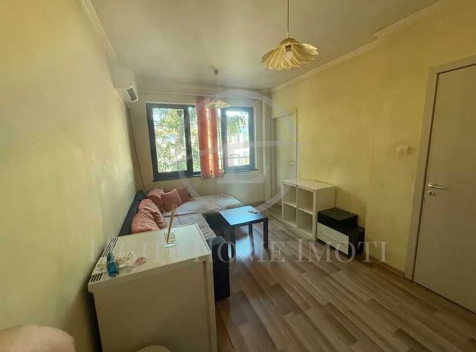 Продава се Двустаен апартамент в Пловдив, Център - 38 кв.м за 3053 €/кв.м - Снимка #1
