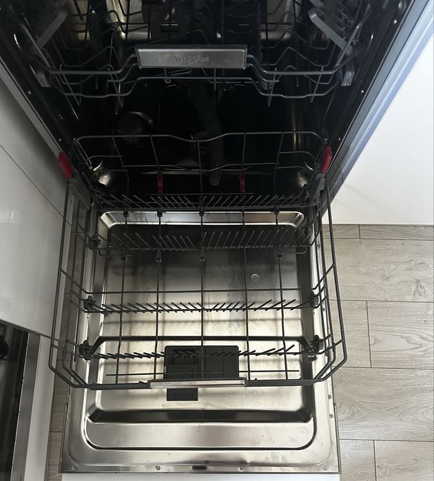 Mașina de spălat vase Whirlpool, 60cm, 14 seturi, în garanție