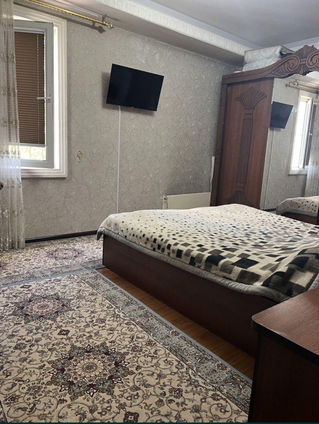 Yunusobod 7 kv 2*3/3/9 uy srochna sotiladi