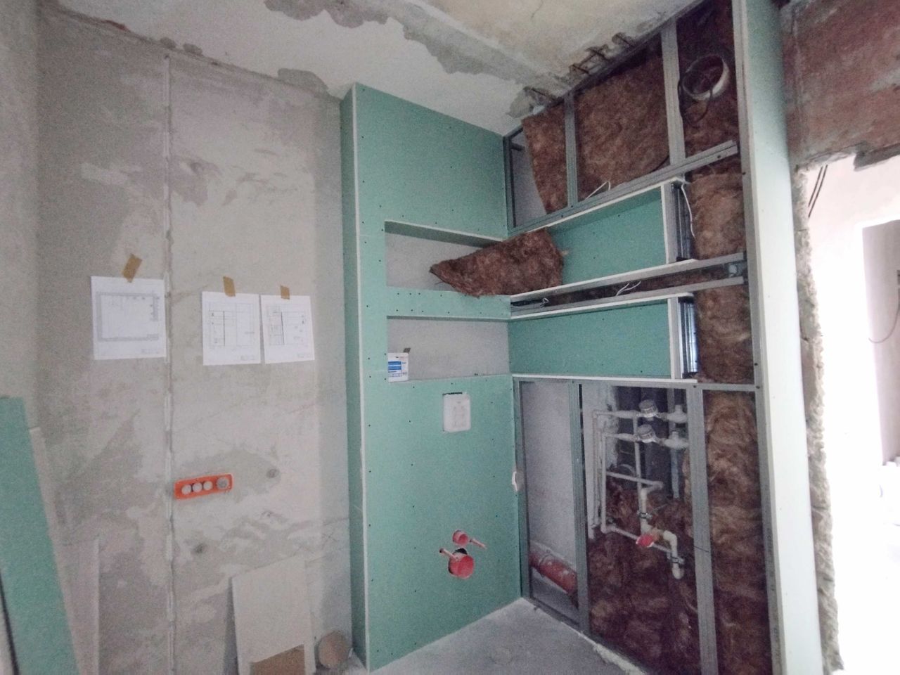 Продава се Тристаен апартамент в Перник, Изток - 90 кв.м за 1262 €/кв.м - Снимка #10