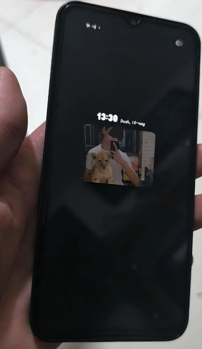 Самсунг а25 5г .