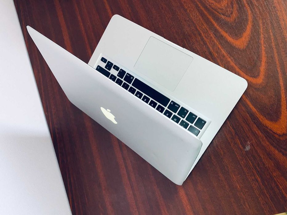 Apple MacBook Pro 13''