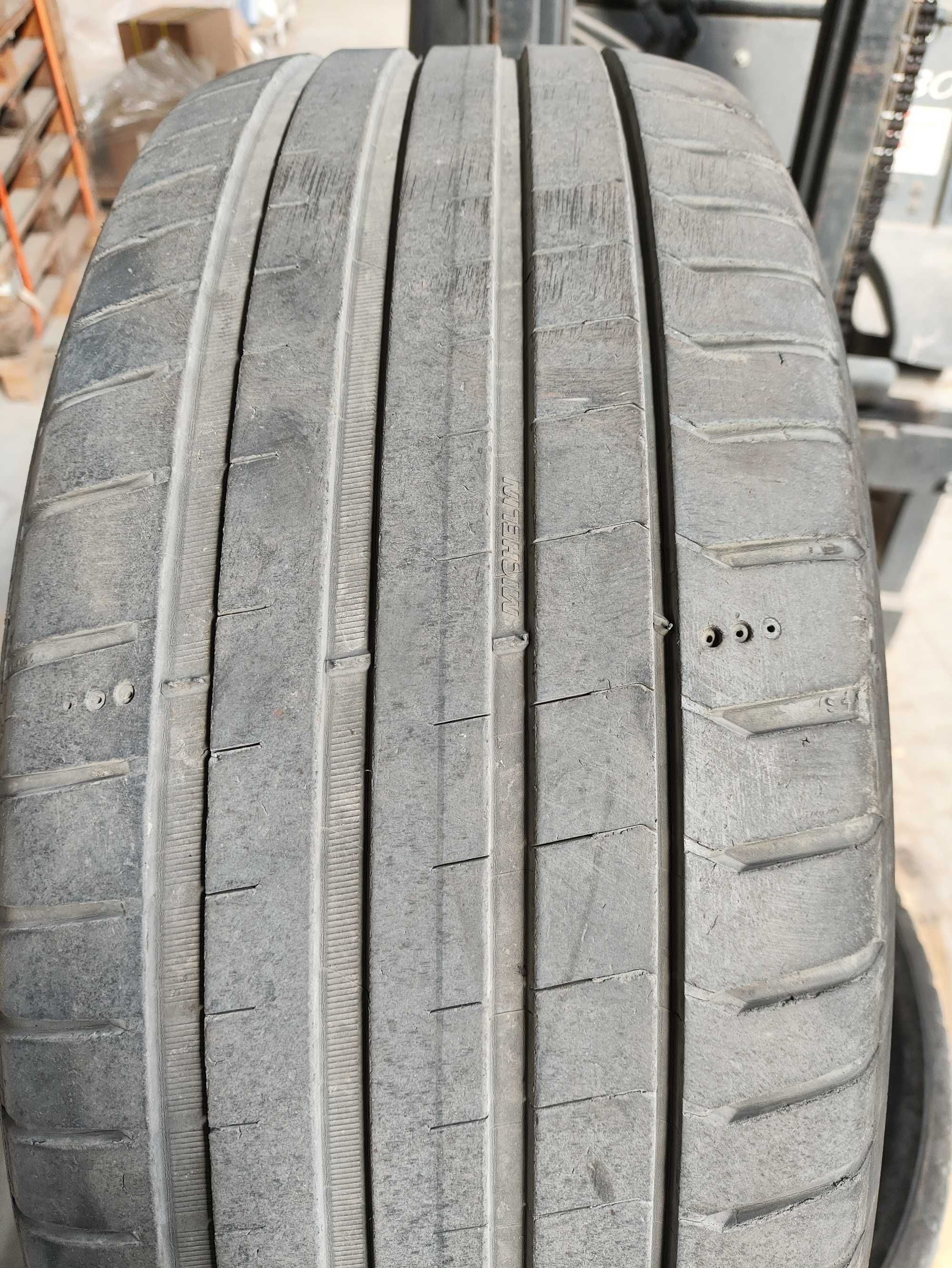 Продавам Летни гуми Мишелин 225/45/19