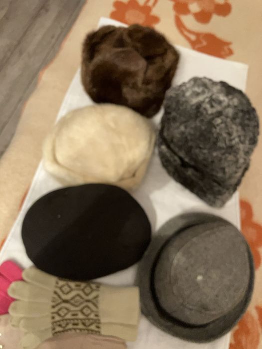 Шапки зимние муж.и жен. от3000 т