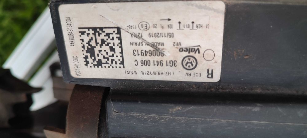 far dreapta volkswagen passat