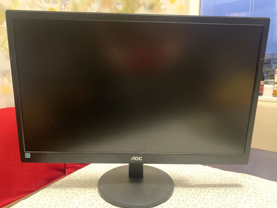 Продавам монитор АОС 22 инча