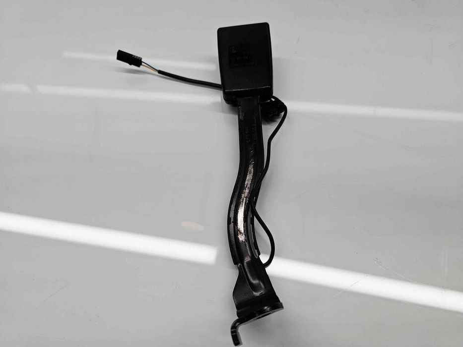 Capsa centura dreapta fata Volkswagen Golf 6 (5K1) [Fabr 2009-2013] 1