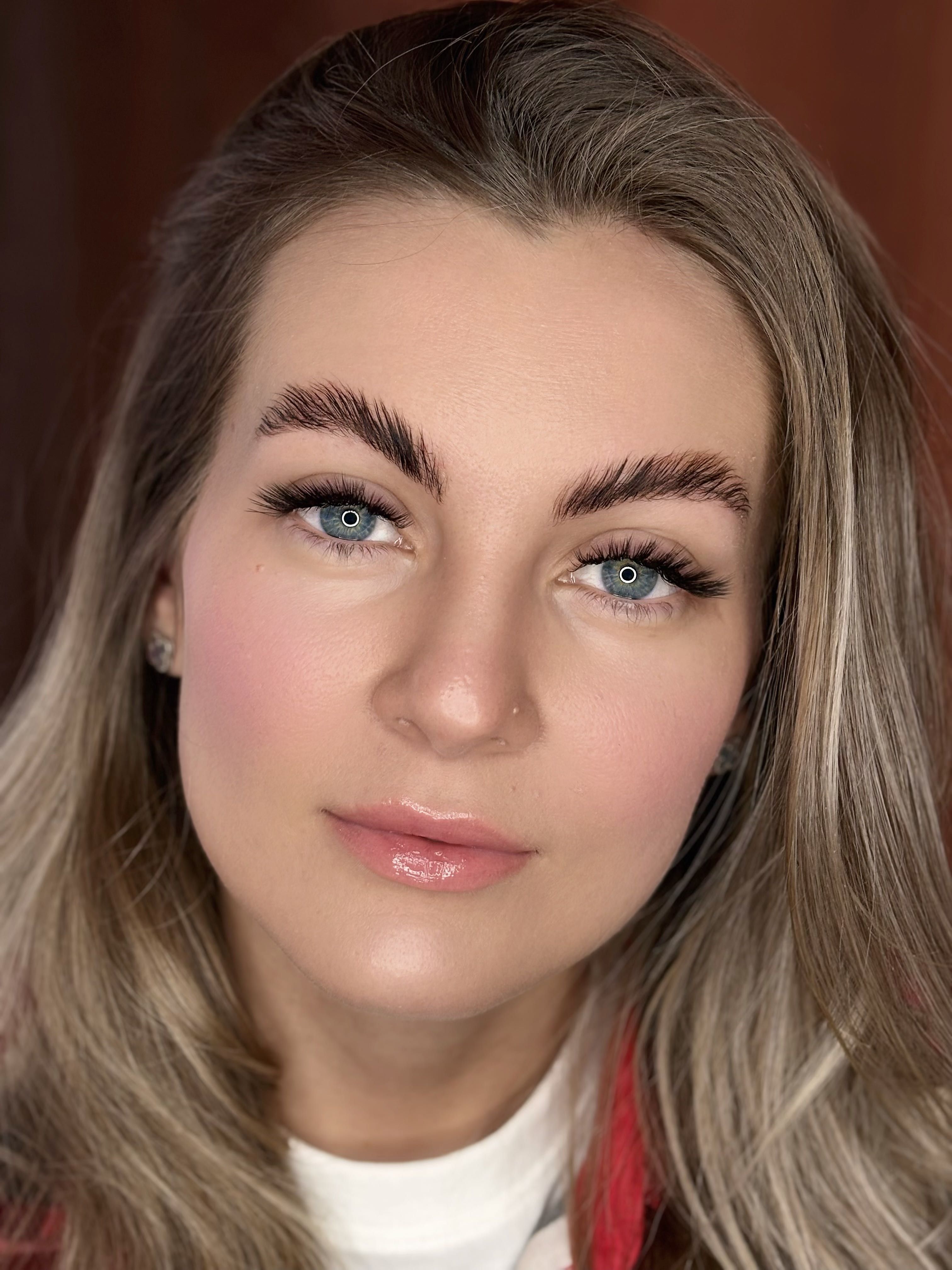 Lashmaker profesionist în Sector 2, București