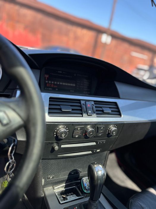 Bmw 525D.        .