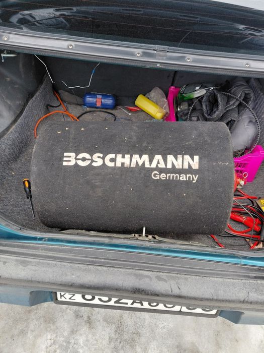 Продам самбвуфер срочно