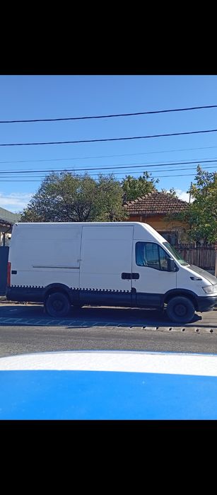 Transport marfa Iveco Daily 3, 5 tone din Craiova în toată țara