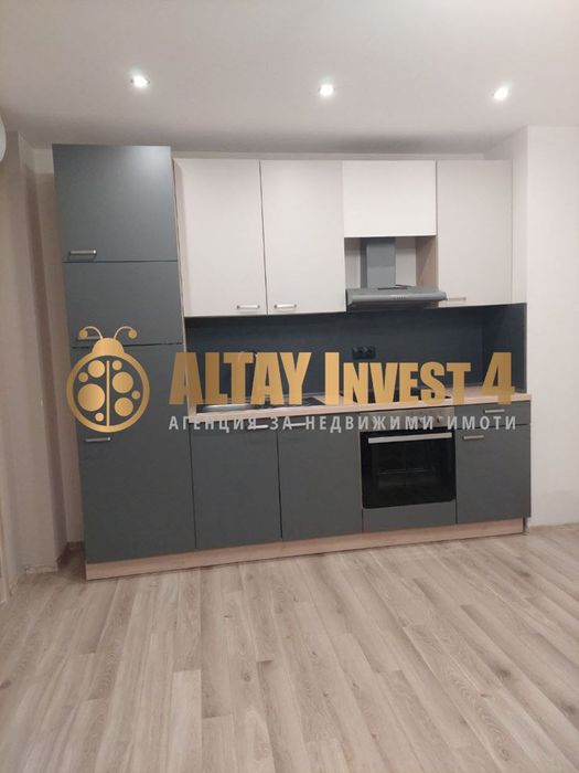 Дава се под наем Тристаен апартамент в Варна, Младост 1 - 100 кв.м за 714 € - Снимка #3