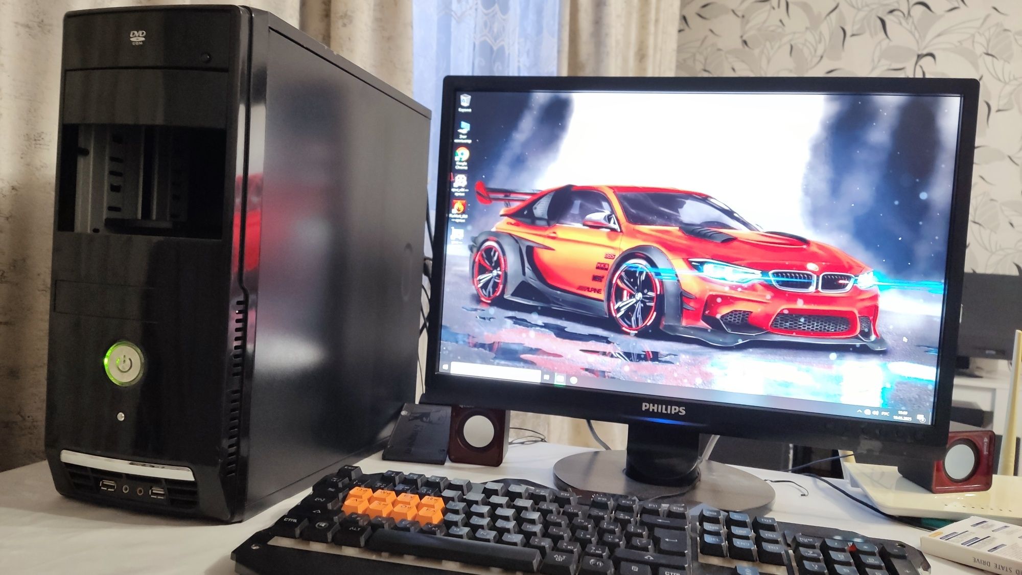 Монитор LCD Philips 22