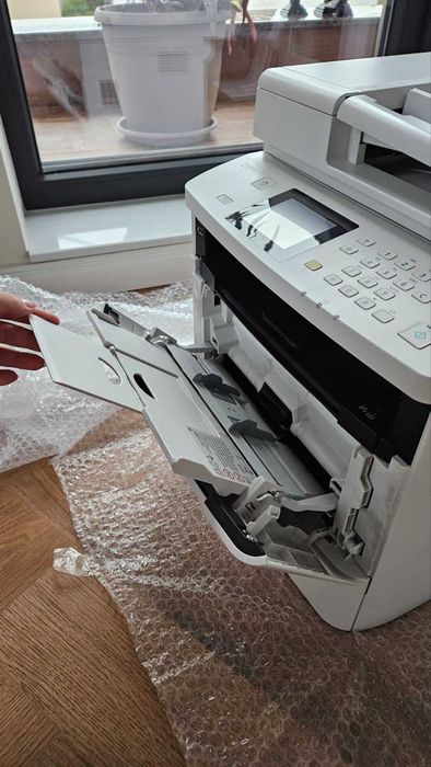 Лазерен МФУ Canon MF411dw принтер / скенер / копир