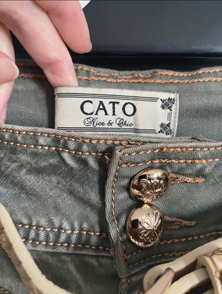 Jeans CATO cu detalii aurii