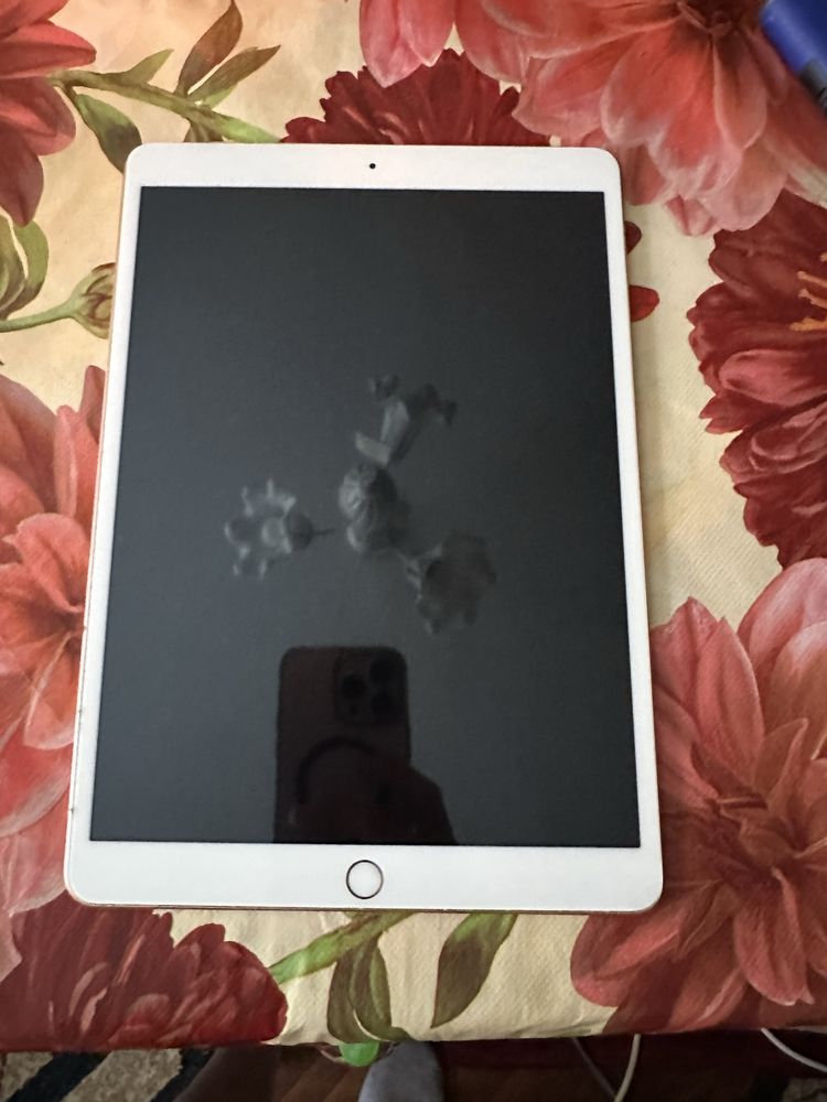 iPad air 3 256GB 10.5inch rose gold