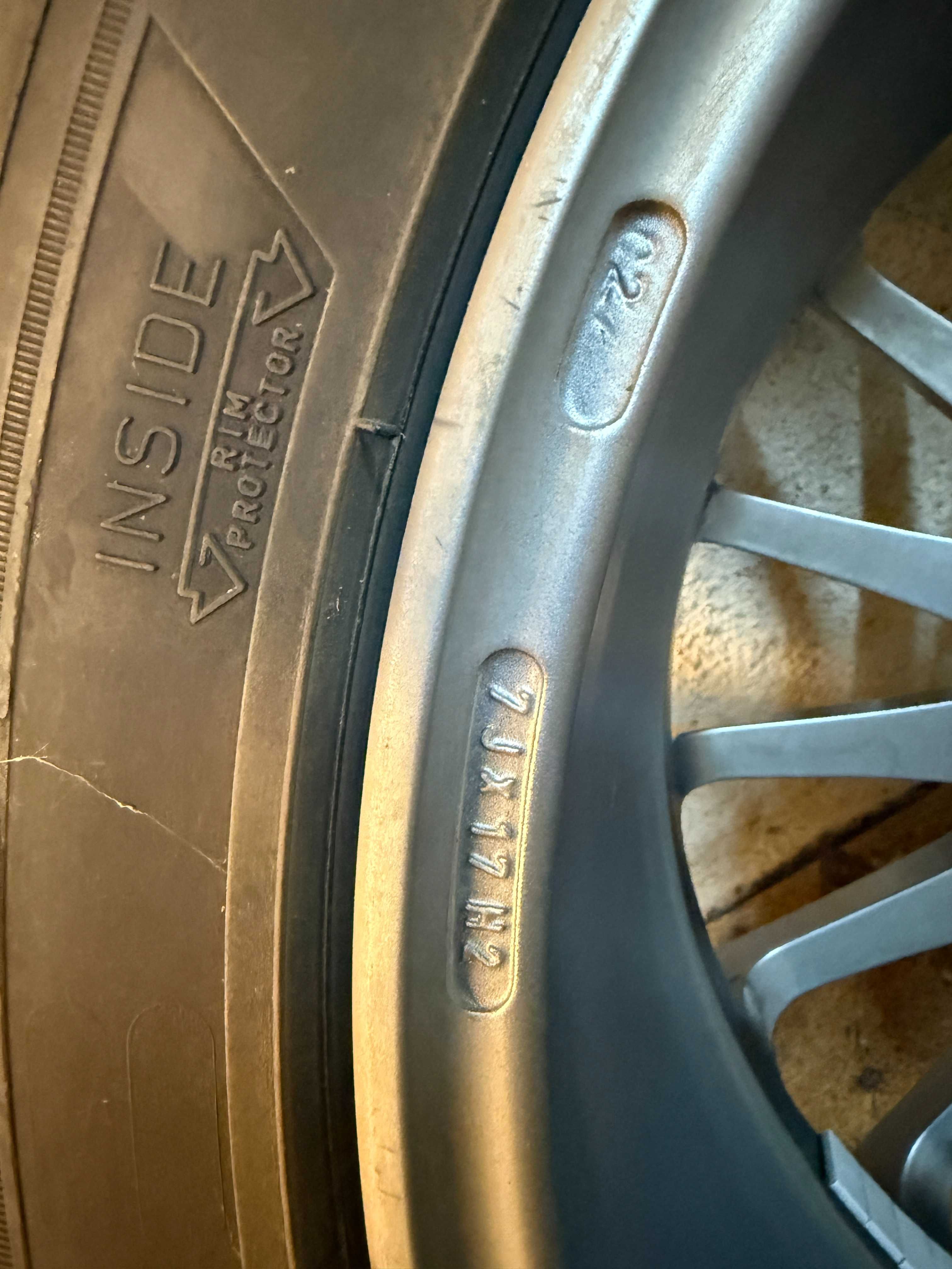 Джанти с гуми OZ Supertursmo GT 17'' 114,3 7J, ET40, GoodYearF1 ASY6,